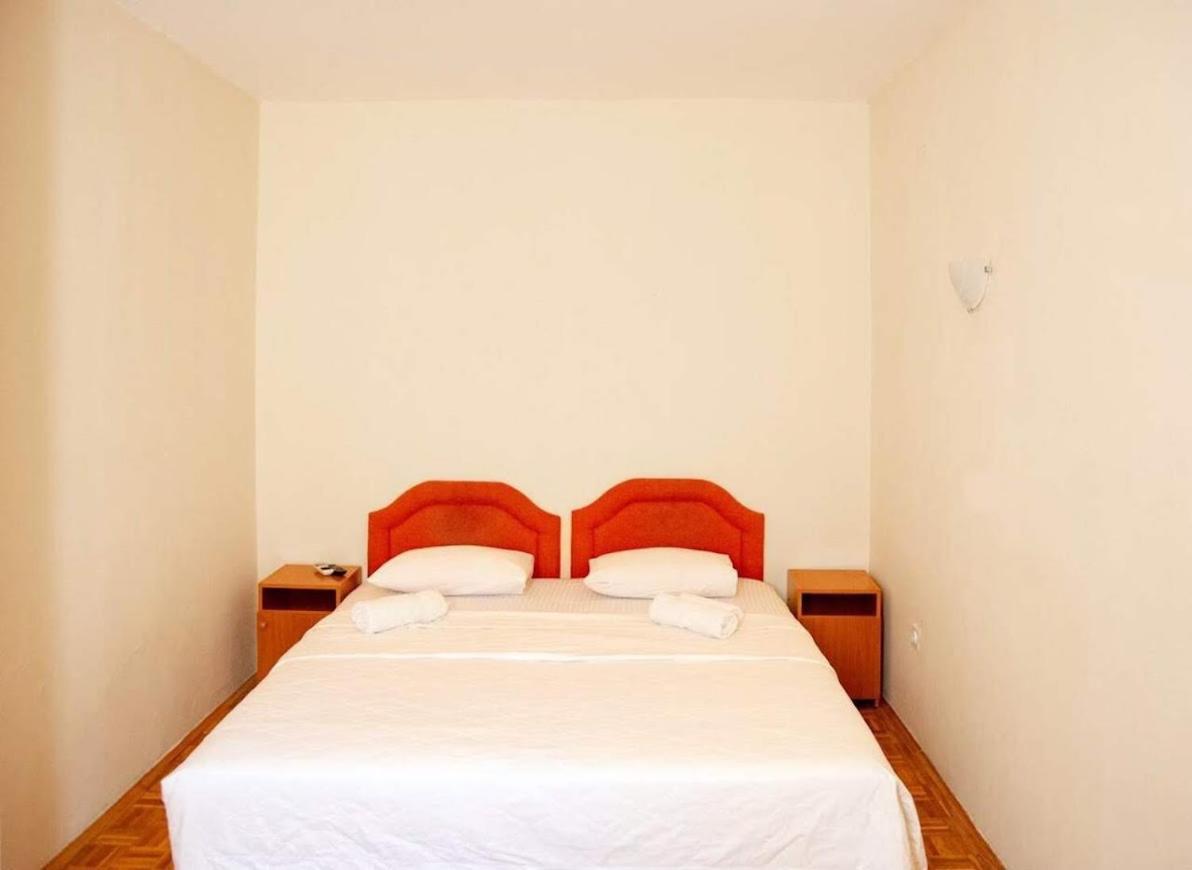 Apartments Dunja Sveti Stefan Exterior photo