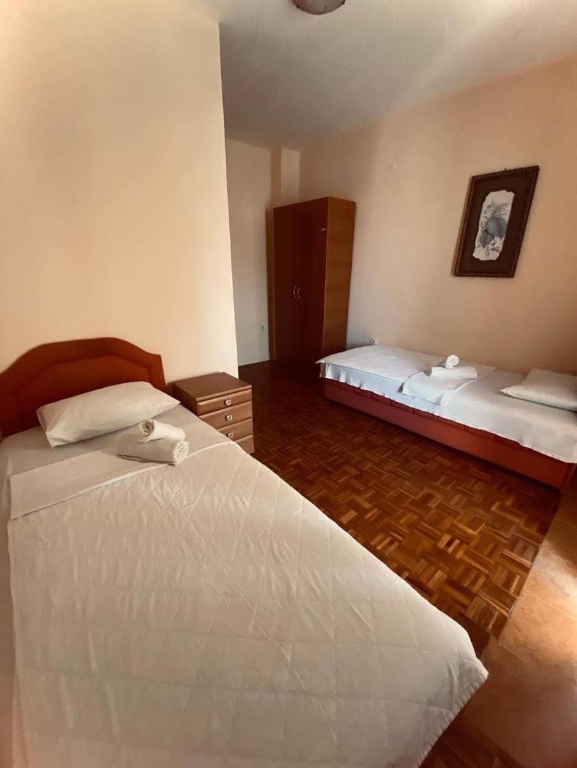 Apartments Dunja Sveti Stefan Exterior photo