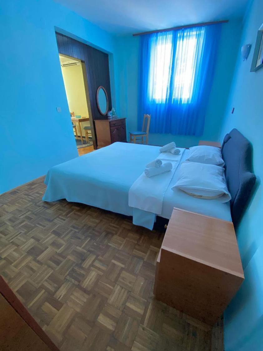 Apartments Dunja Sveti Stefan Exterior photo