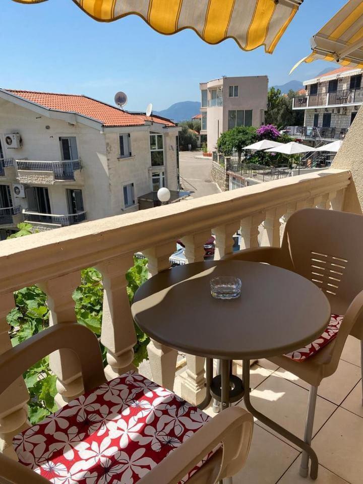 Apartments Dunja Sveti Stefan Exterior photo